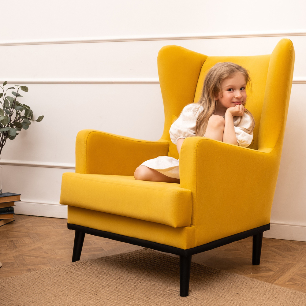 Кресло Вегас мягкое для отдыха дома, на ножках, велюр Maserati Yellow 75х85х90 (ШхГлхВ)  #1