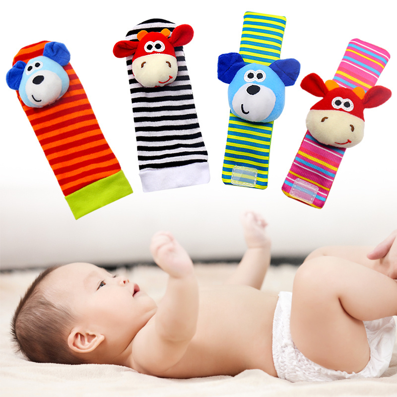 Почему нужны вязаные носочки для новорожденных