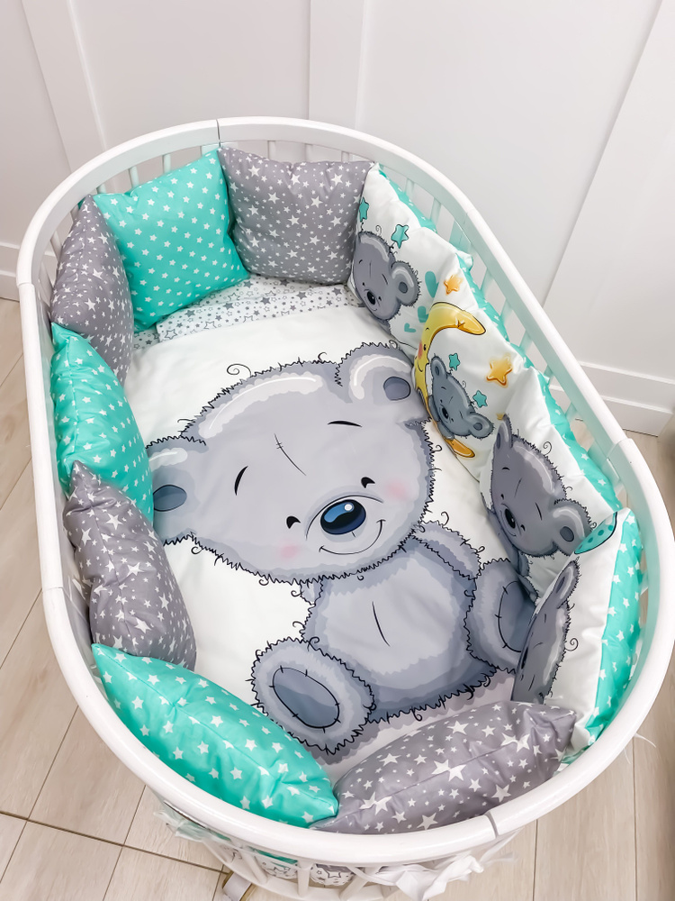 Комплект бортиков в детскую кроватку для новорожденных и малышей с постельным бельем "Озорной мишутка" #1