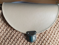 Клапан (крышка) для сумки М, 100% экокожа, цвет Бежевый блеск #5, Елена С.