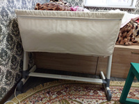 Кровать детская Nuovita Accanto для новорожденных/приставная на ножках с колесиками/ выкатная кроватка для ребенка с защитными бортиками и матрасом, для комнаты и спальной #2, Виктория Д.