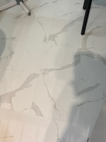Novafloor виниловый ламинат самоклеящийся, 1.5мм, 1.858квм в упаковке, Мрамор элегантный/Marble Elegant #1, Виктория М.